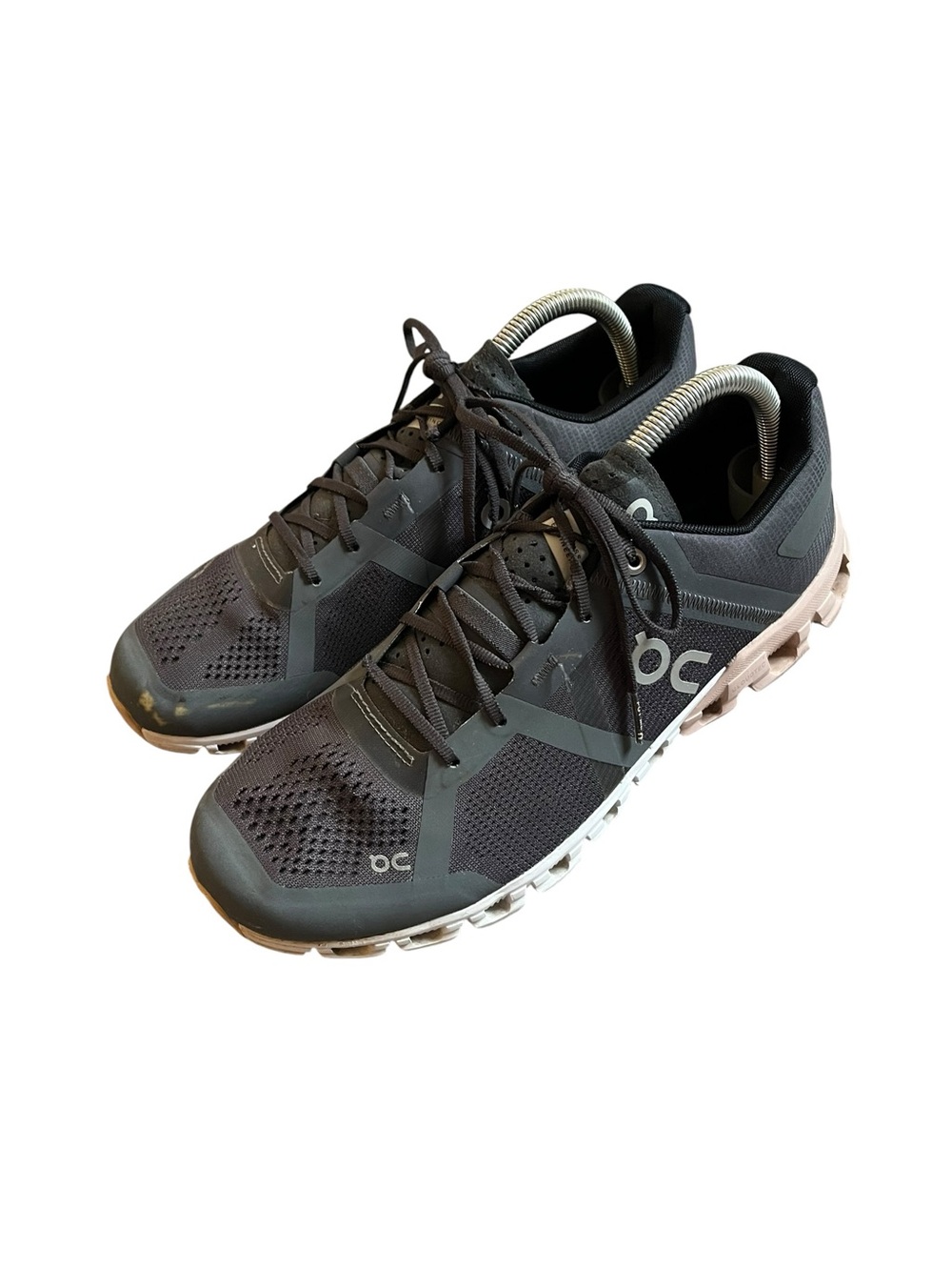 On Cloudflow Womens 9.5 Rock Rose Colorway Dark Grey Mesh Running Sneakers